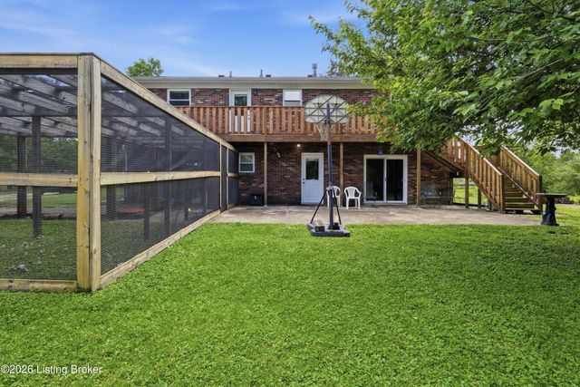 4001 Mud Ln, Louisville, KY 40229