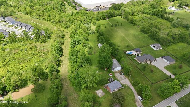 4001 Mud Ln, Louisville, KY 40229