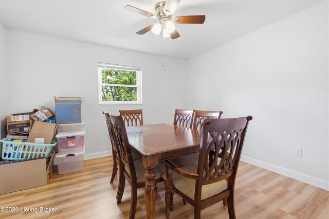 4001 Mud Ln, Louisville, KY 40229