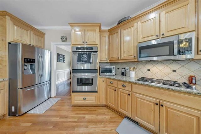 2123 SW Crest Wood Drive SW, Conyers, GA 30094