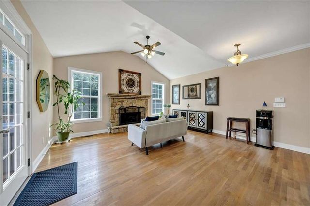 2123 SW Crest Wood Drive SW, Conyers, GA 30094