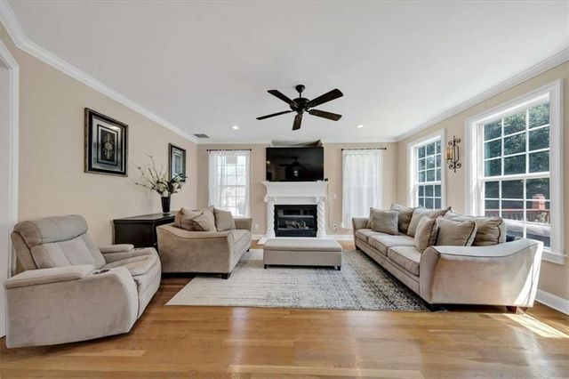 2123 SW Crest Wood Drive SW, Conyers, GA 30094