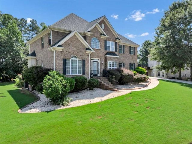 2123 SW Crest Wood Drive SW, Conyers, GA 30094