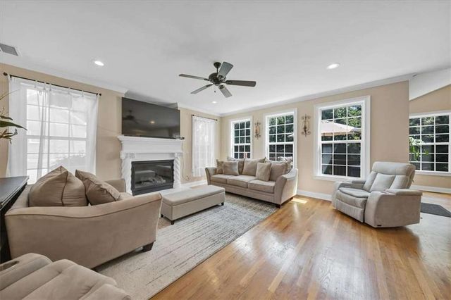 2123 SW Crest Wood Drive SW, Conyers, GA 30094