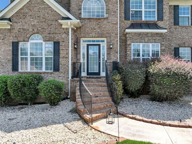 2123 SW Crest Wood Drive SW, Conyers, GA 30094