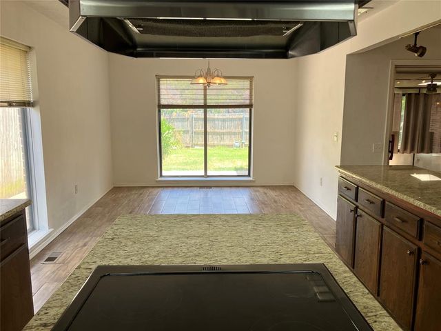 1315 Saint Mathews Drive, Midwest City, OK 73110
