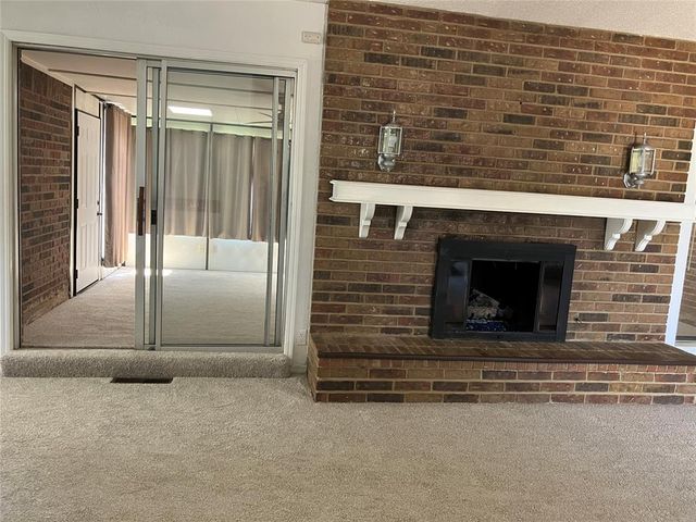 1315 Saint Mathews Drive, Midwest City, OK 73110