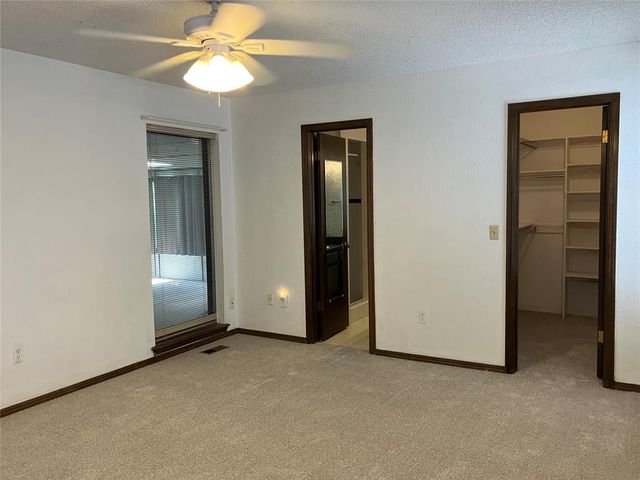 1315 Saint Mathews Drive, Midwest City, OK 73110