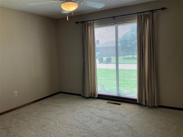 1315 Saint Mathews Drive, Midwest City, OK 73110
