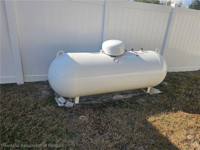 2950 N Sedgewick Road, Avon Park, FL 33825