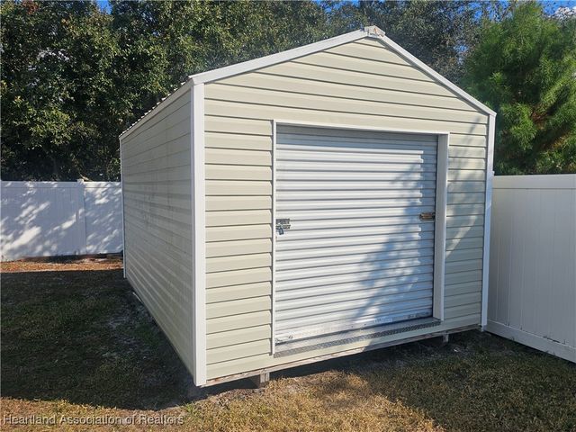 2950 N Sedgewick Road, Avon Park, FL 33825