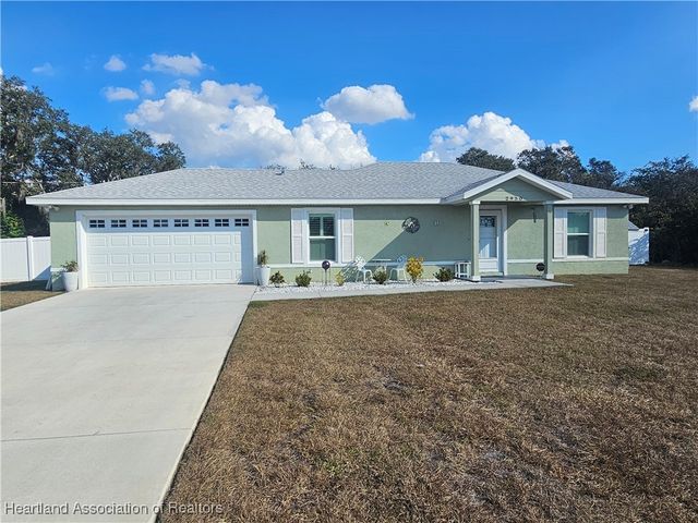 2950 N Sedgewick Road, Avon Park, FL 33825