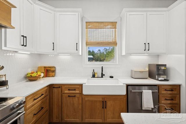 11278 Old Pine Loop Rd, Jay, FL 32565