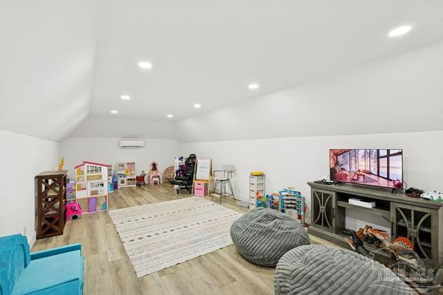 11278 Old Pine Loop Rd, Jay, FL 32565