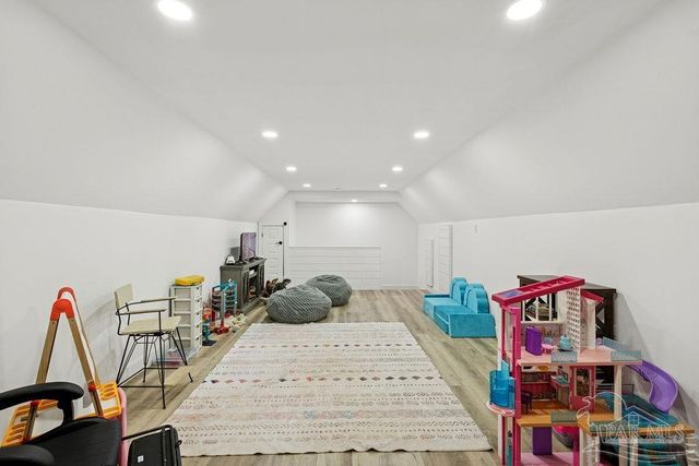 11278 Old Pine Loop Rd, Jay, FL 32565