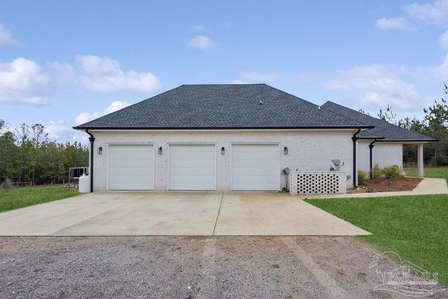 11278 Old Pine Loop Rd, Jay, FL 32565