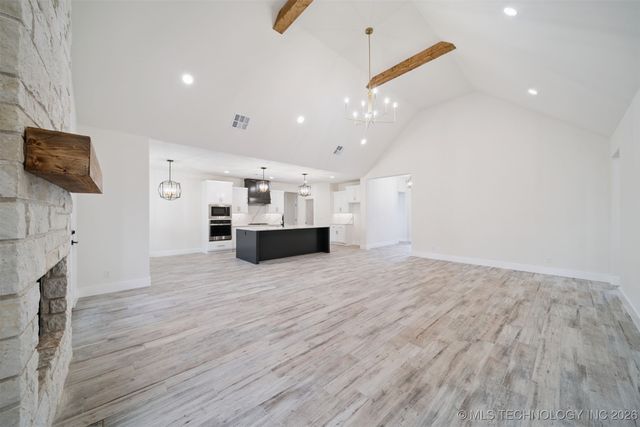 21755 S Country Ridge Court, Claremore, OK 74019