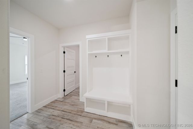 21755 S Country Ridge Court, Claremore, OK 74019