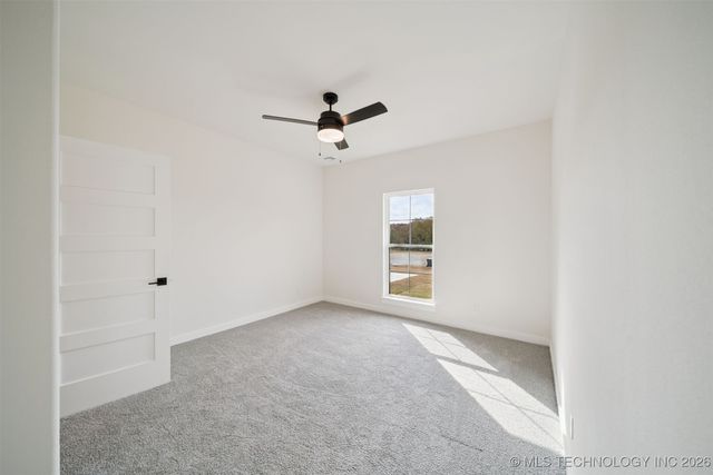 21755 S Country Ridge Court, Claremore, OK 74019