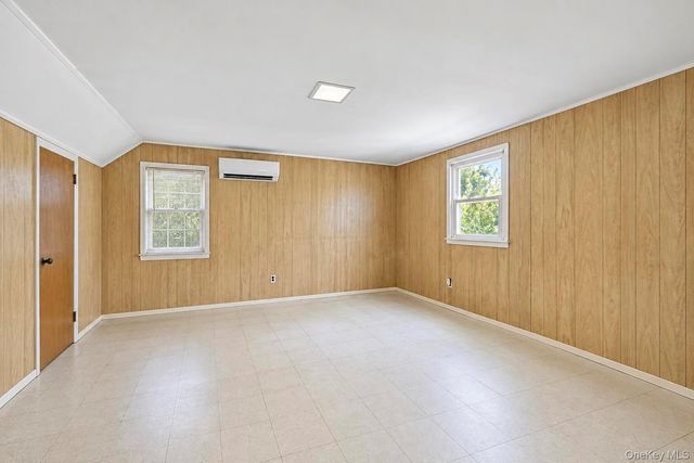 30 McAlester Avenue, Hicksville, NY 11801