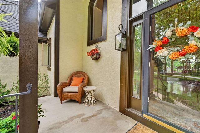 24600 W 61ST Terrace, Shawnee, KS 66226