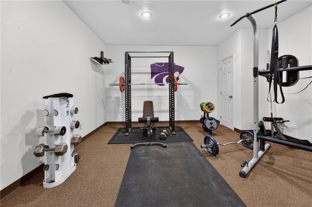 24600 W 61ST Terrace, Shawnee, KS 66226