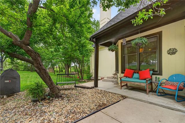 24600 W 61ST Terrace, Shawnee, KS 66226