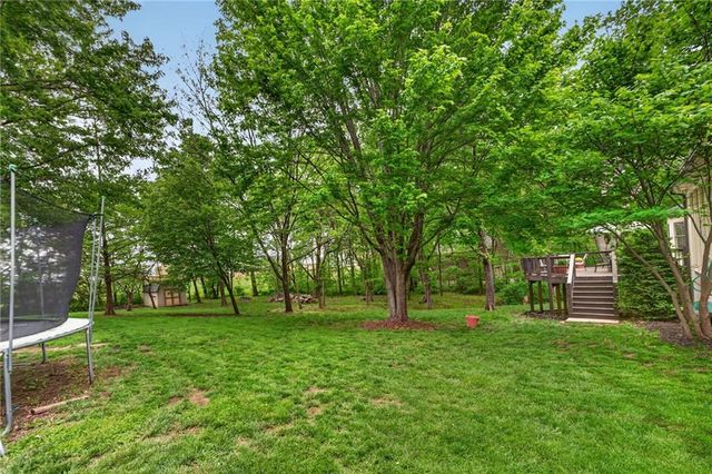 24600 W 61ST Terrace, Shawnee, KS 66226