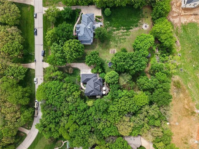 24600 W 61ST Terrace, Shawnee, KS 66226