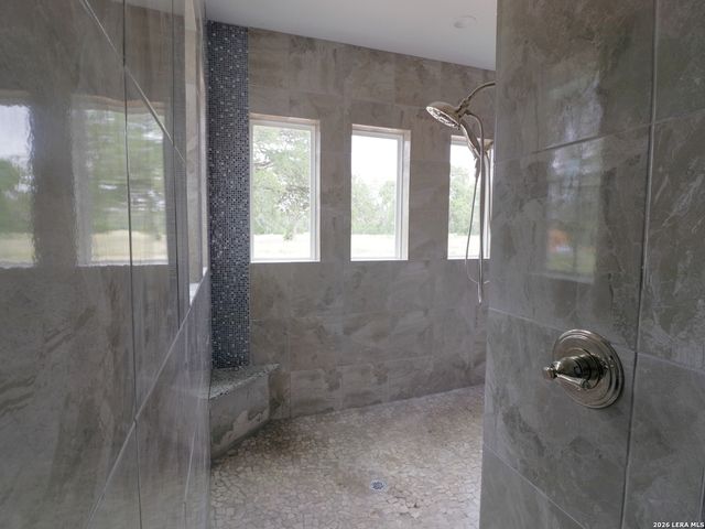 315 Canyon Terrace Dr., Canyon Lake, TX 78133