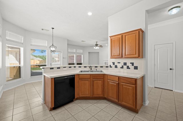 2415 Wyckchester Drive, Pearland, TX 77584