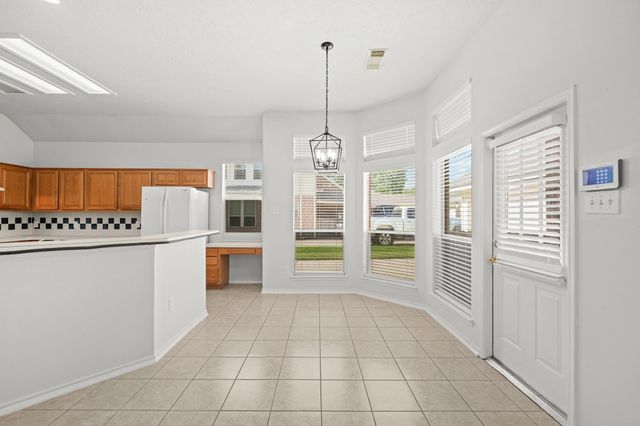 2415 Wyckchester Drive, Pearland, TX 77584