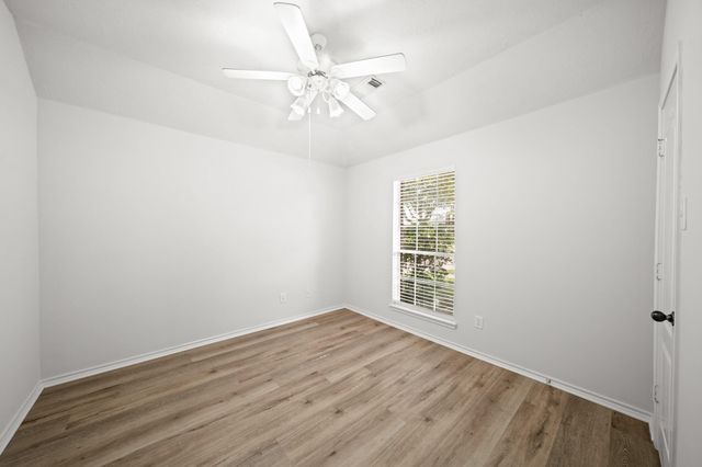 2415 Wyckchester Drive, Pearland, TX 77584