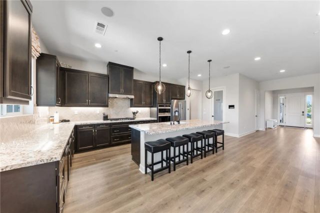 7631 Capstone Court, Riverside, CA 92506