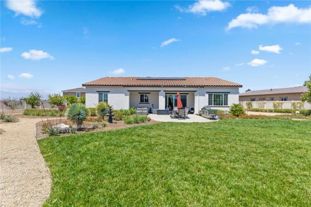 7631 Capstone Court, Riverside, CA 92506