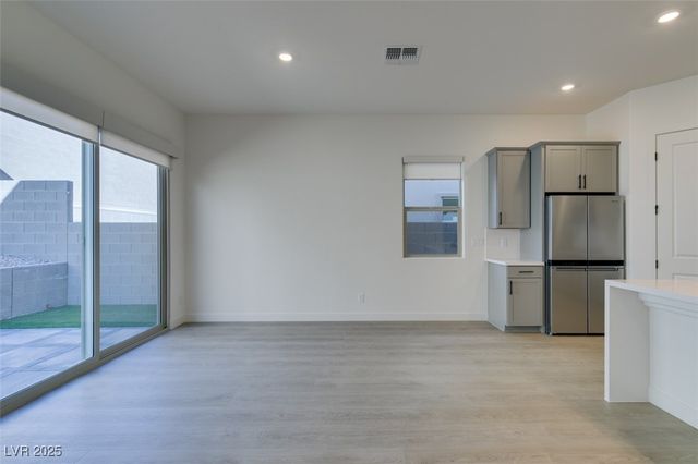 125 Silver Run Lane, Las Vegas, NV 89138