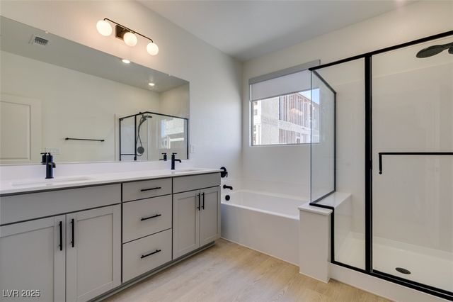 125 Silver Run Lane, Las Vegas, NV 89138