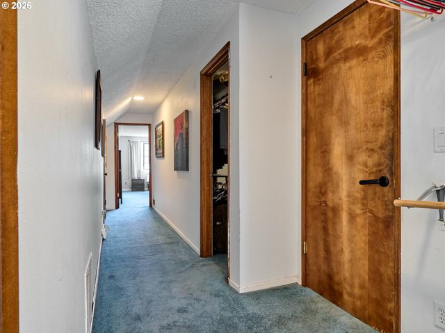 920 N ASPEN Ct, Canby, OR 97013