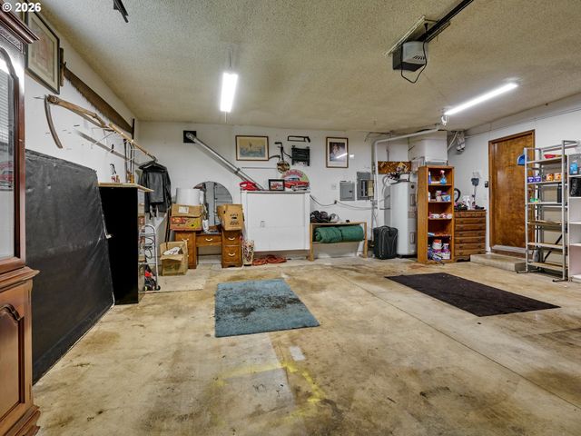 920 N ASPEN Ct, Canby, OR 97013