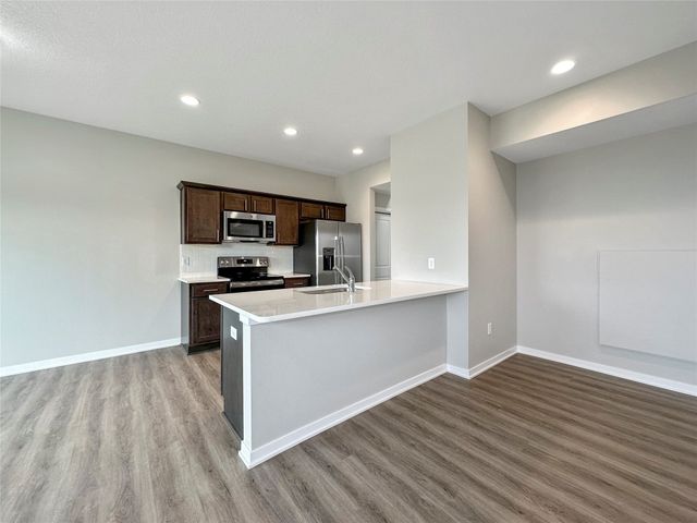 7000 Lake Ridge Avenue 1, Des Moines, IA 50320