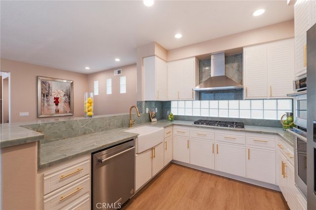 515 21st Street, Huntington Beach, CA 92648