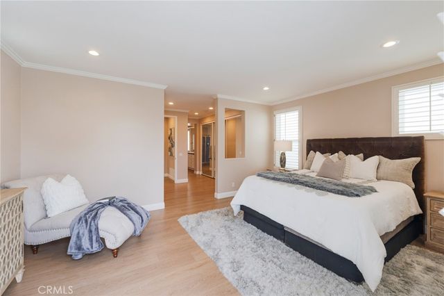 515 21st Street, Huntington Beach, CA 92648