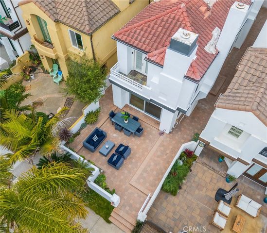 515 21st Street, Huntington Beach, CA 92648