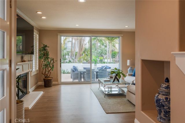 515 21st Street, Huntington Beach, CA 92648