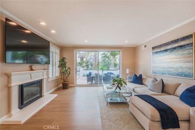 515 21st Street, Huntington Beach, CA 92648