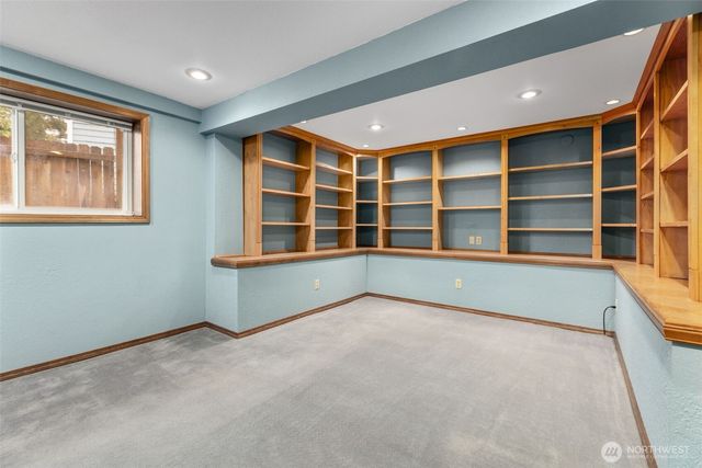 11505 SE 320th Place, Auburn, WA 98092