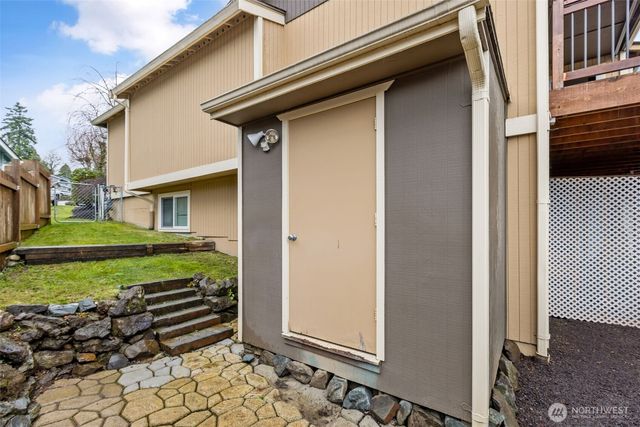 11505 SE 320th Place, Auburn, WA 98092