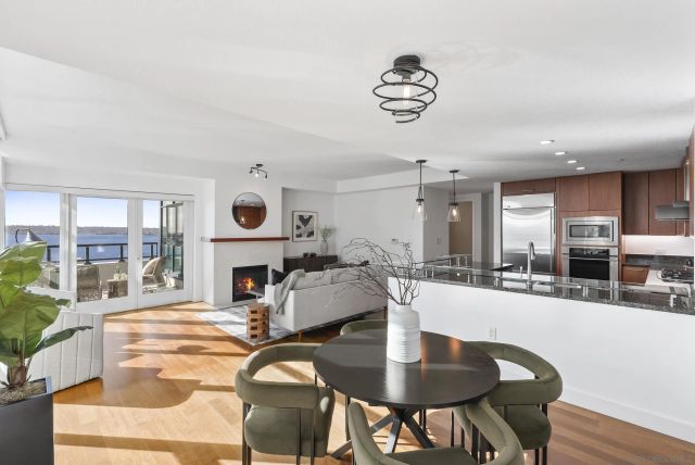 1205 Pacific Hwy 2106, San Diego, CA 92101