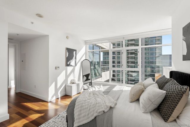 1205 Pacific Hwy 2106, San Diego, CA 92101