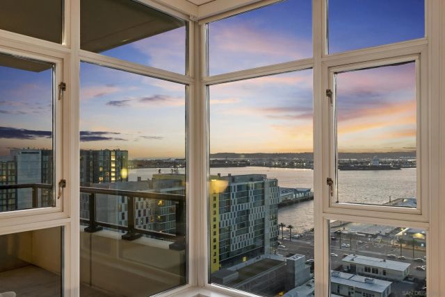 1205 Pacific Hwy 2106, San Diego, CA 92101